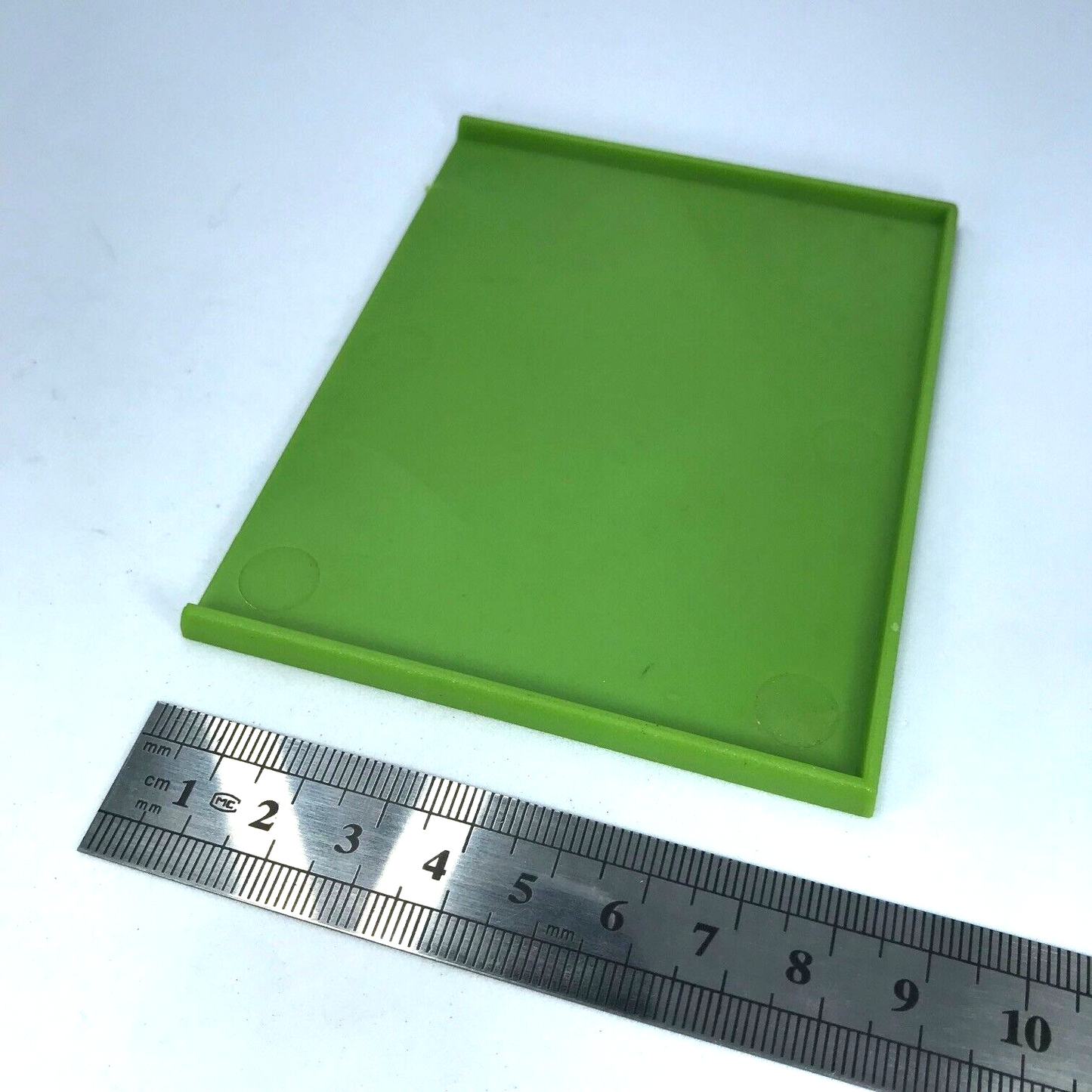 Classic Model Movement Tray - Scale Shown - Warhammer Fantasy MT112