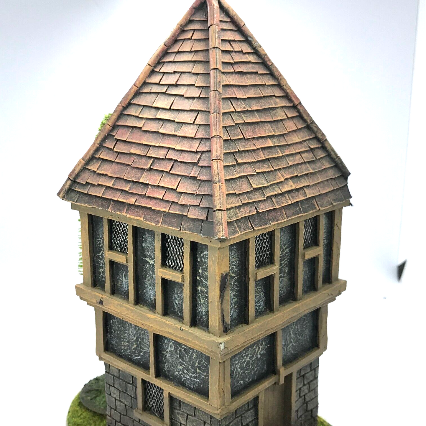 Village Scenery Building - Painted - Ideal for Warhammer Fantasy / Age of Sigmar