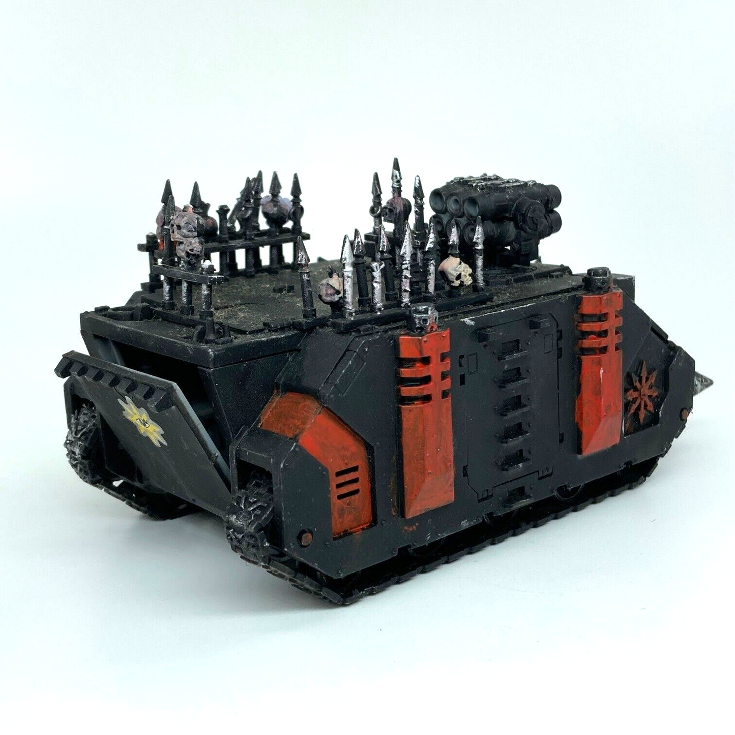 Chaos Space Marines Rhino - Warhammer 40k Games Workshop