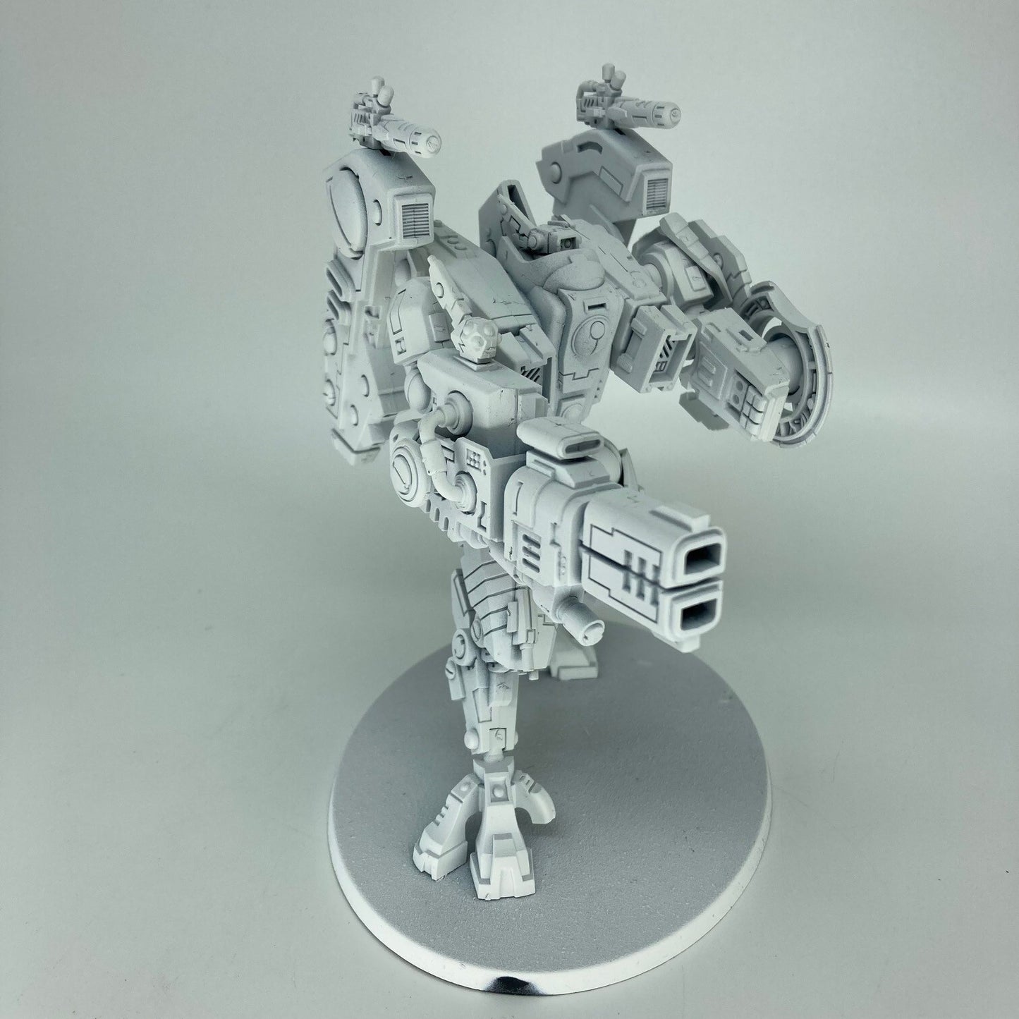 Tau XV104 Riptide Battlesuit T'au Empire - Warhammer 40k Games Workshop