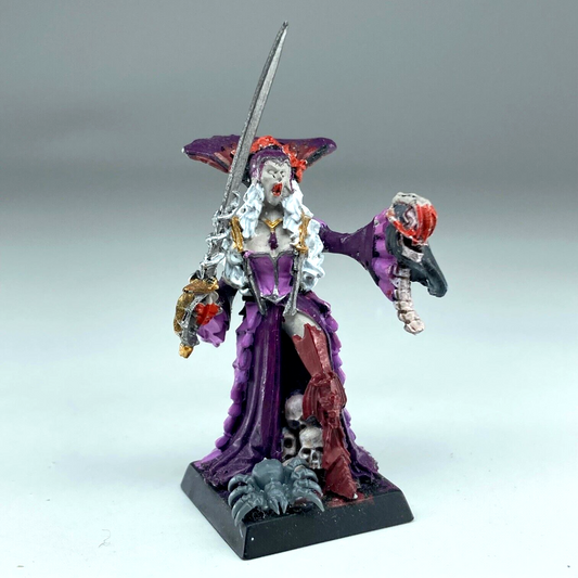 Female Vampire Lord - Vampire Counts - Warhammer Fantasy Finecast X14391