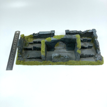 Ruined Building Scenery Terrain - Ideal for LOTR / Warhammer 40k / Fantasy