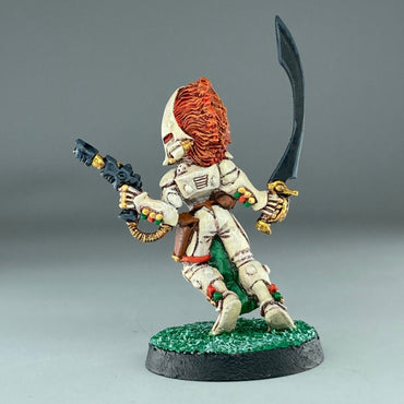 1e996c0f-f176-4b4c-aa25-119a8ca3c85c