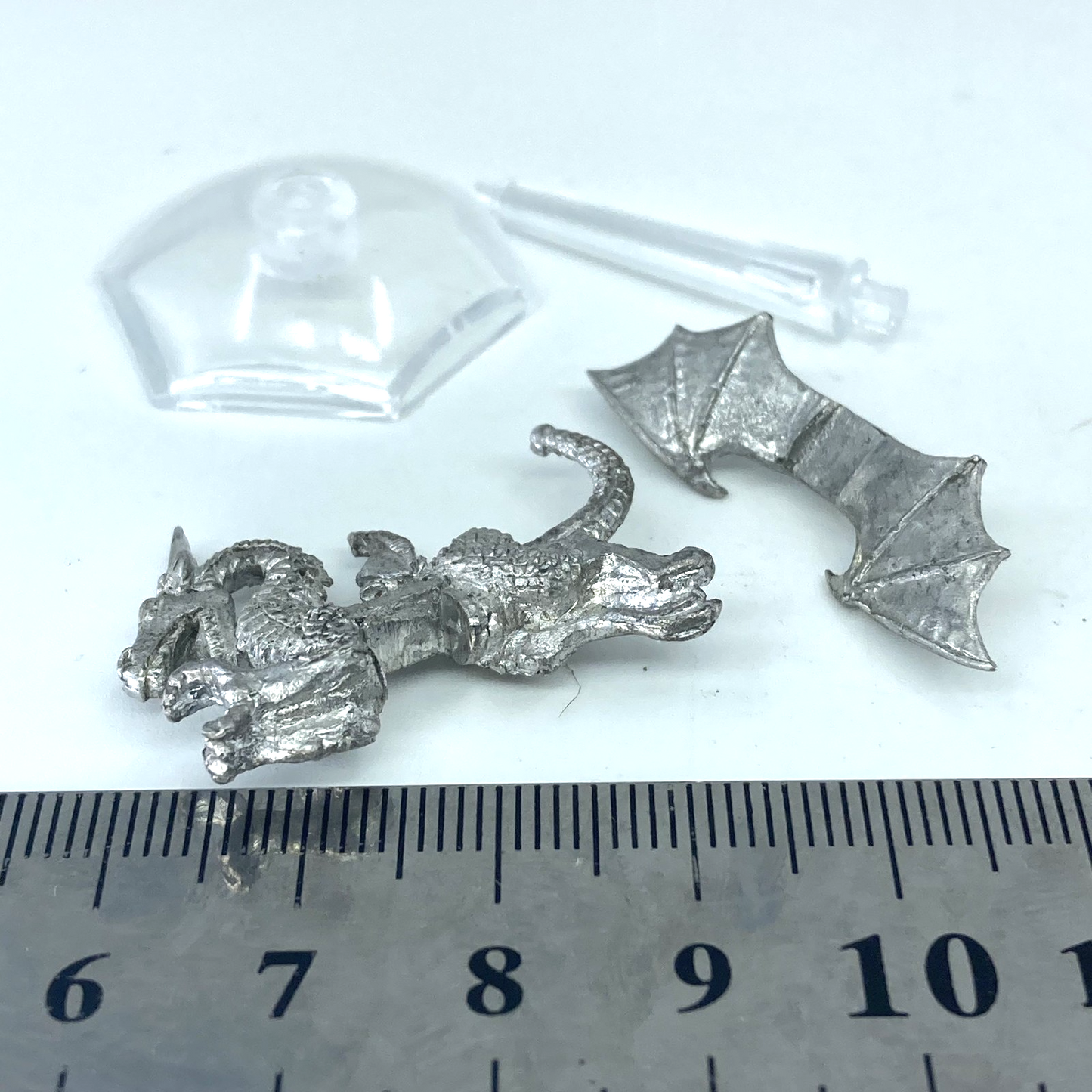 261f457f-58d7-4de3-bd53-b49d9989b87e