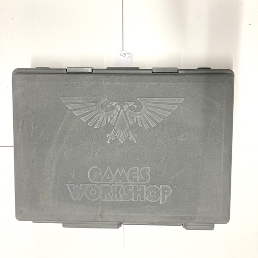 270b688e-a5f8-4c9b-8faf-0e4e9df0324a