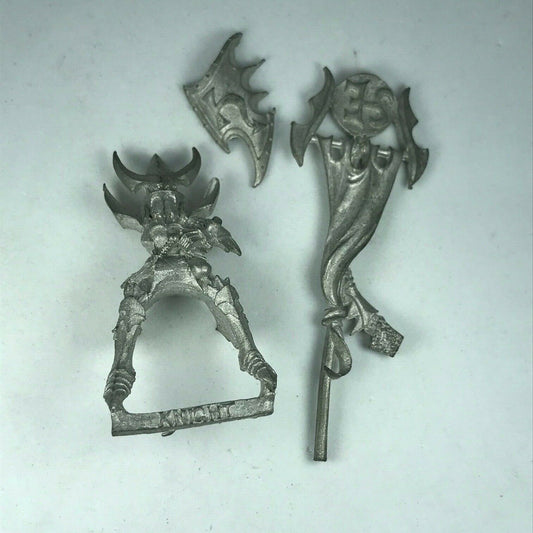 Metal Dark Elves Elf Cold One Knight Standard Bearer - Warhammer Fantasy X7966