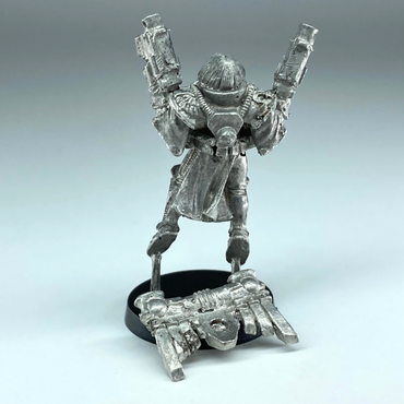 2d7a2ebd-7df1-4776-baad-b201fff29374