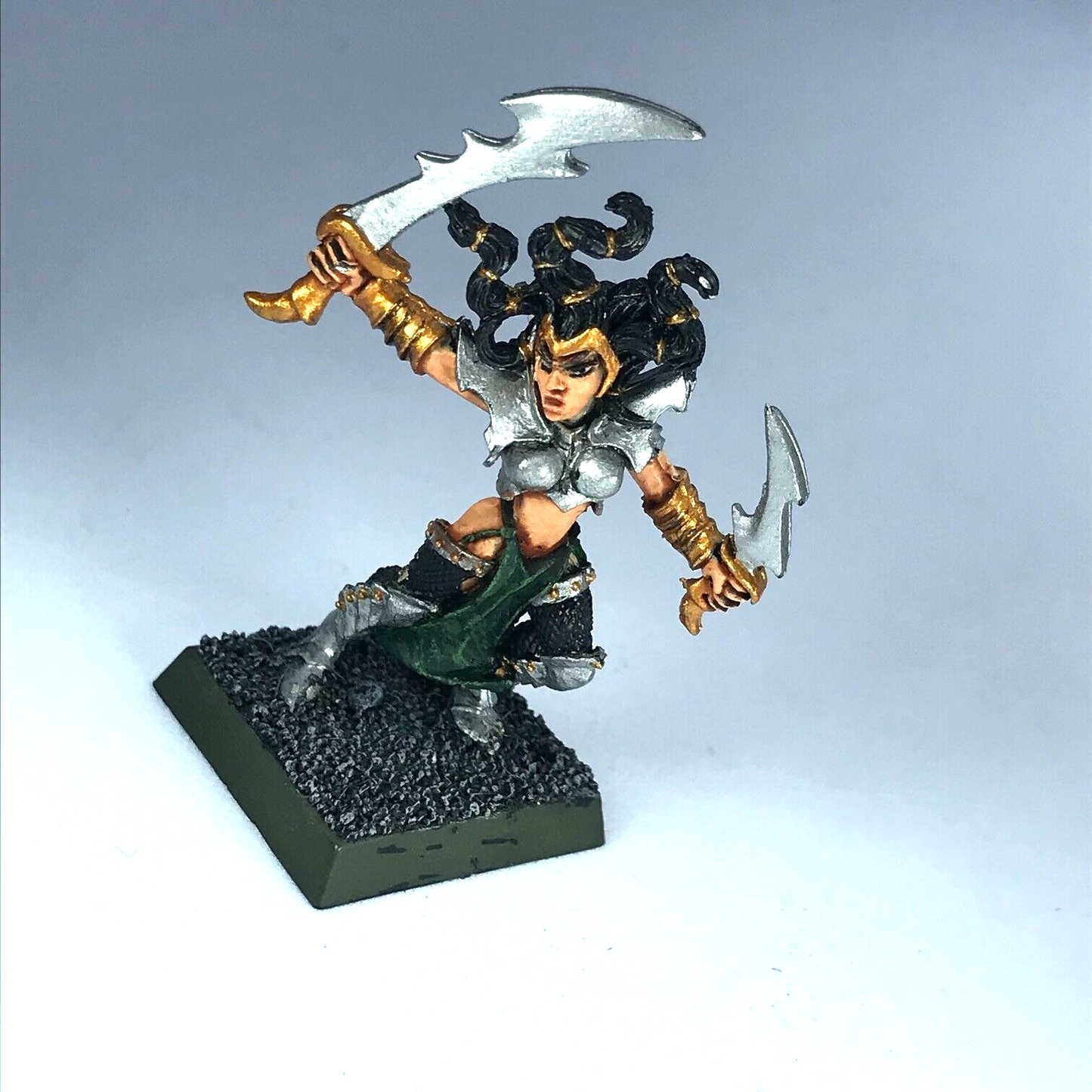 Classic Metal Witch Elf Dark Elf Elves - Painted - Warhammer Fantasy X13463