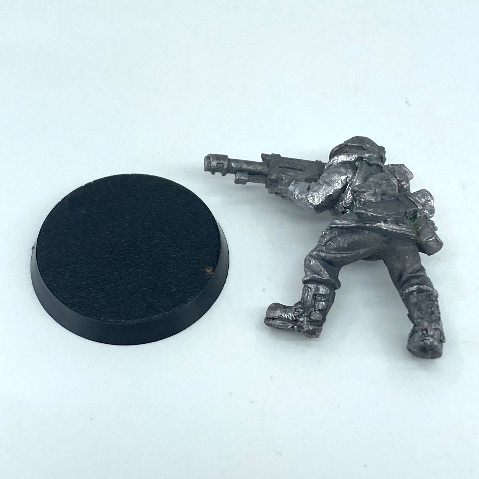 300a1f68-bb1d-43ee-931c-adc4f5dee813