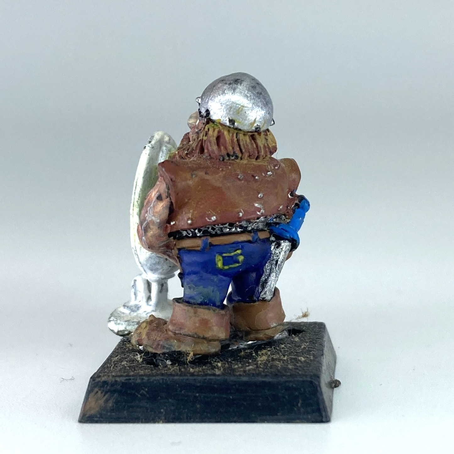 31821d8b-d8c0-4c7f-8e8a-1a2570c2a838