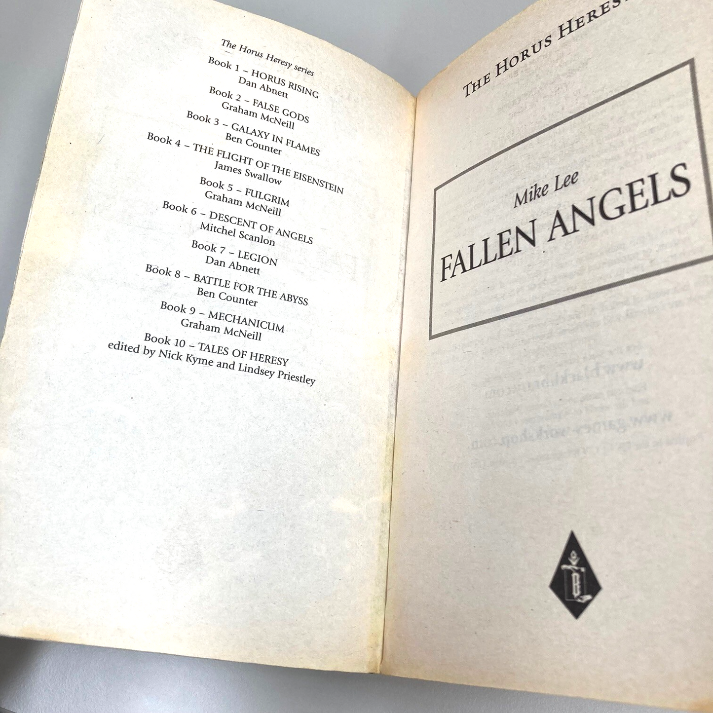Fallen Angels - Mike Lee - Paperback 2009 Black Library Horus Heresy M91