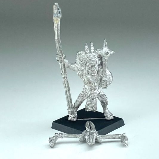 Beastmen Ungor Standard Bearer - Chaos Warhammer Fantasy Classic Metal X13839