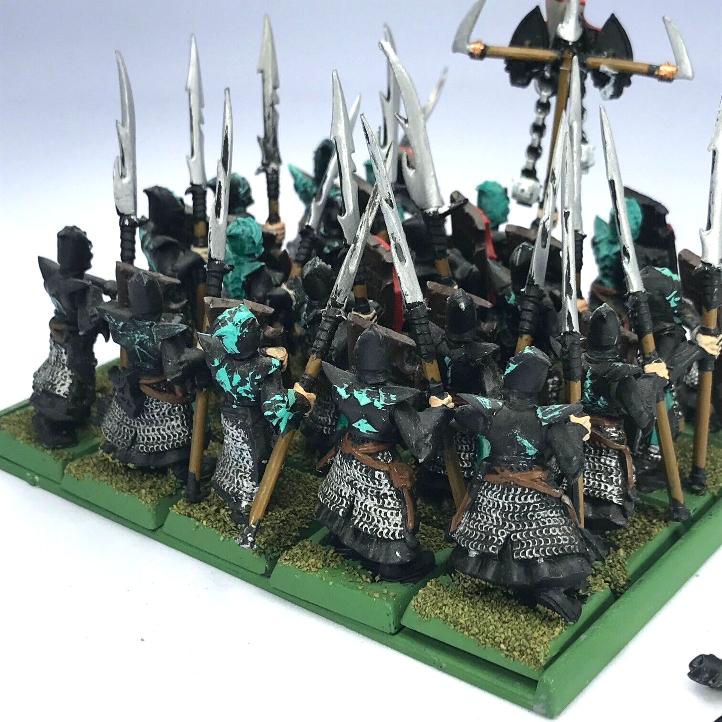 Dark Elves Spearmen Regiment & Movement Tray - Warhammer Fantasy Painted