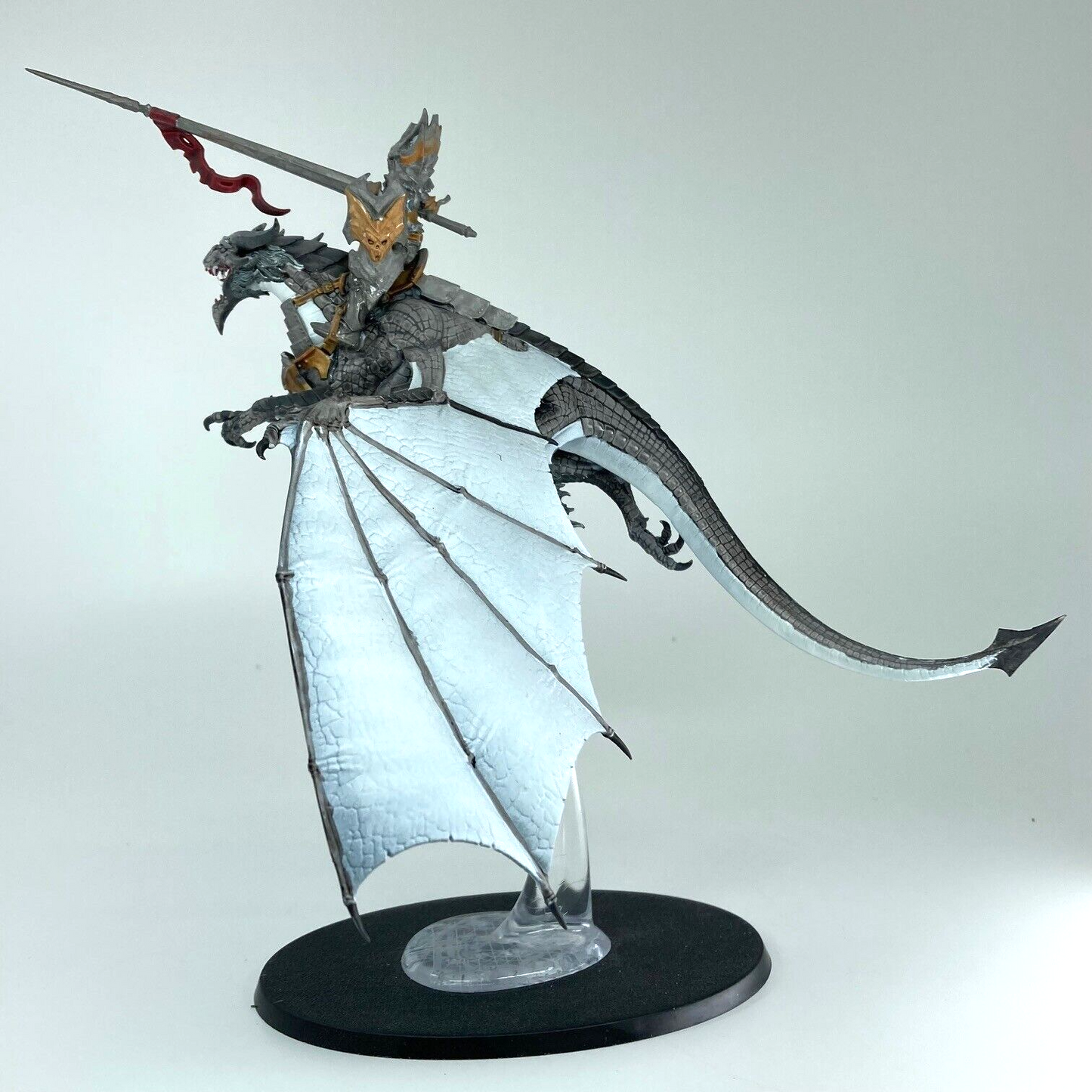Vampire Lord Kitbash on Dragon - Warhammer Age of Sigmar Games Workshop (5)