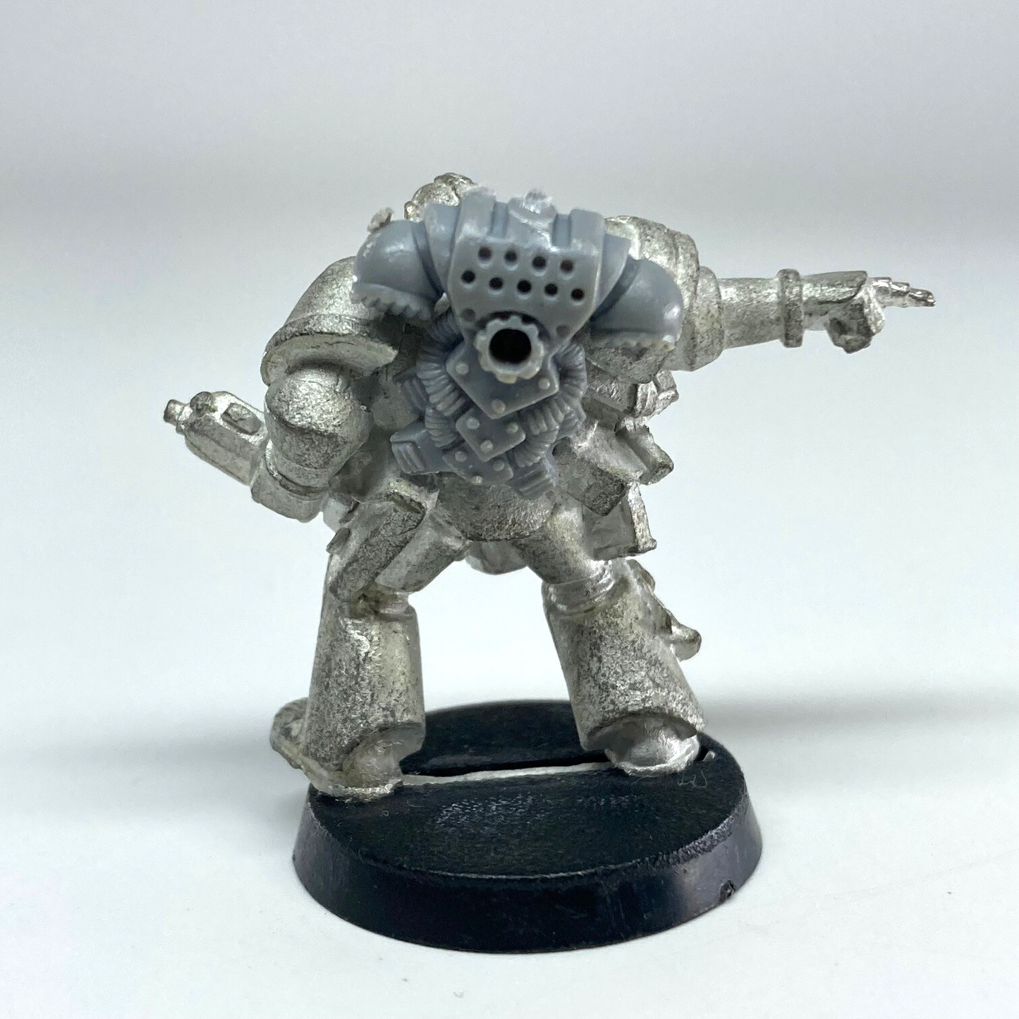 56240b9f-00a2-4f2d-9dc7-1fdea39945e4