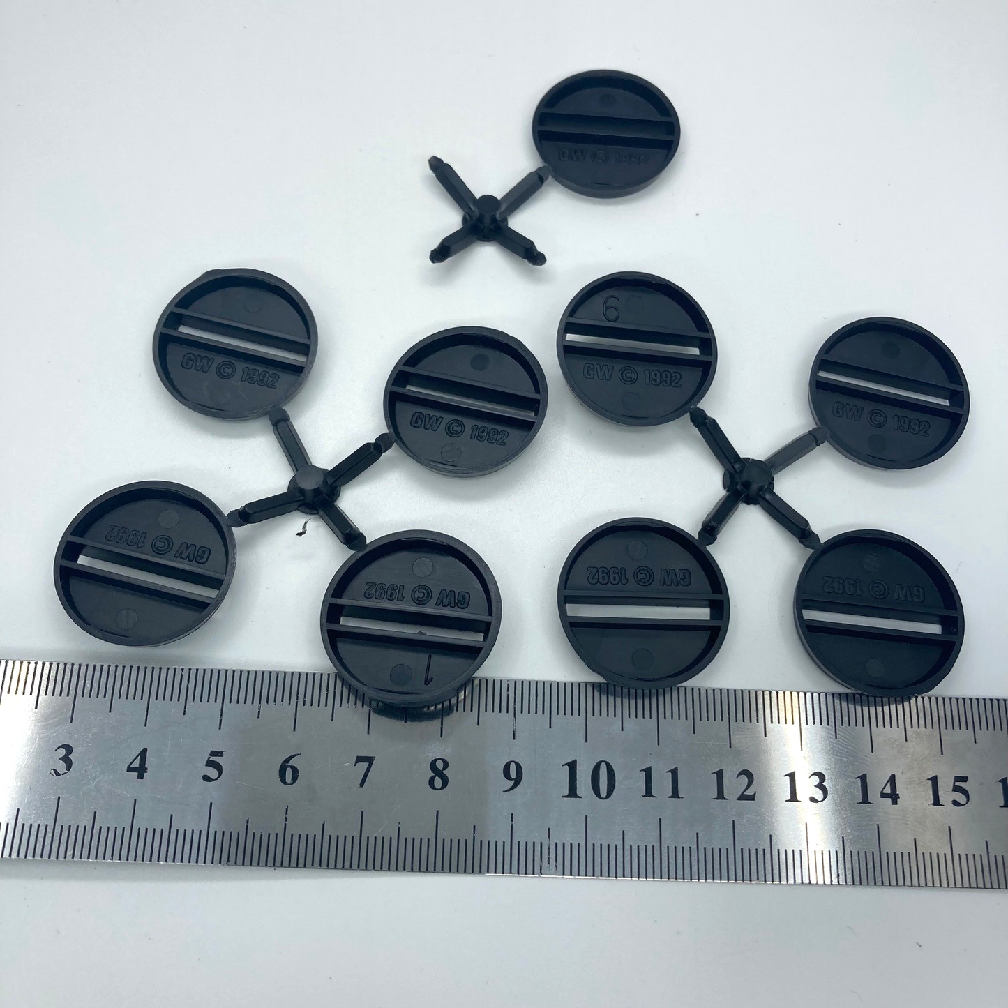 Original 1992 25mm Round Bases Slotted - Warhammer 40K / LOTR GW X15979