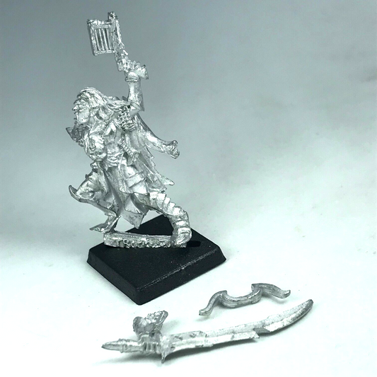 Classic Dogs of War Mengil Manhide Manflayers - Warhammer Fantasy X2306