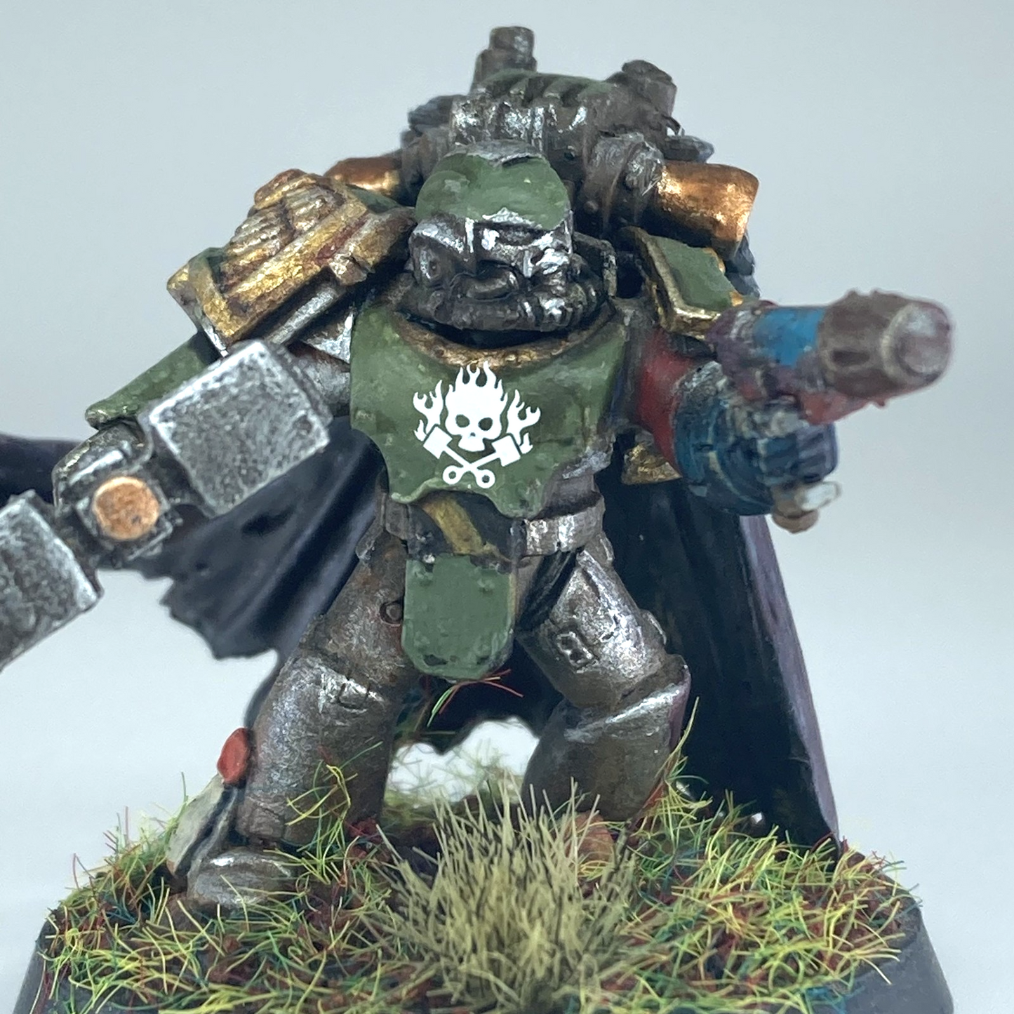 5af30cb8-bfd8-48e9-b71a-0d980c3793c8