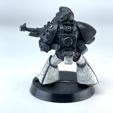 5af437c5-48df-4050-b4f9-188c582bbc75