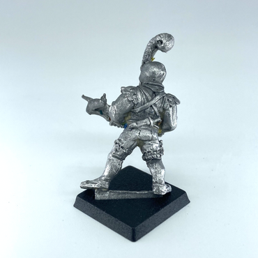 5b32c172-5e56-4cfc-aad4-cd04d5925294