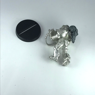 5b6f9976-d57a-42e0-b769-23905a4075a3