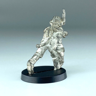 5db5d767-8df1-4448-8b1c-526cd6863481