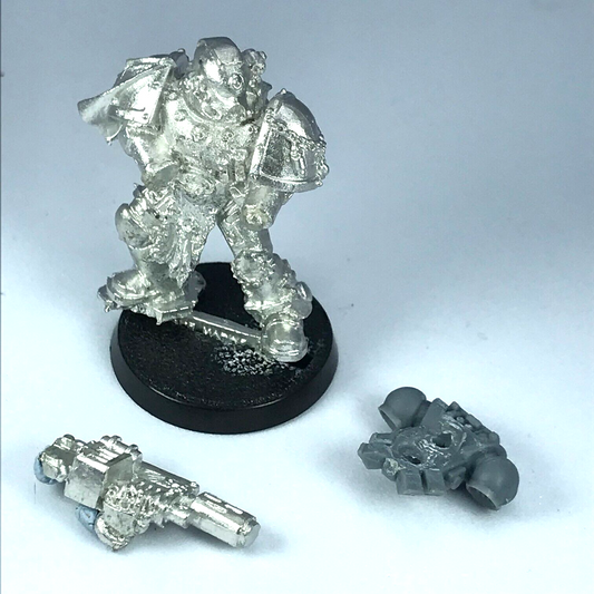 Classic Metal Space Marine Veteran with Melta Gun - Warhammer 40K X11071