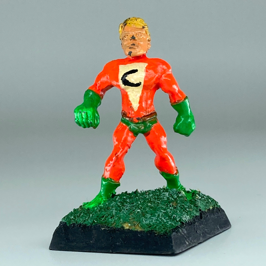 Superhero - Golden Hero Miniatures - Grenadier Heroes Classic Metal X106