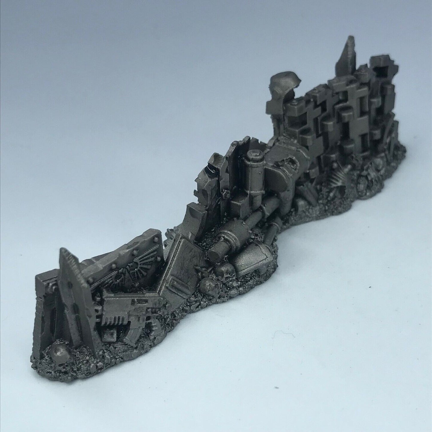 Wall Barricade Urban Scenery - Model for Scale only - Warhammer 40K C2957