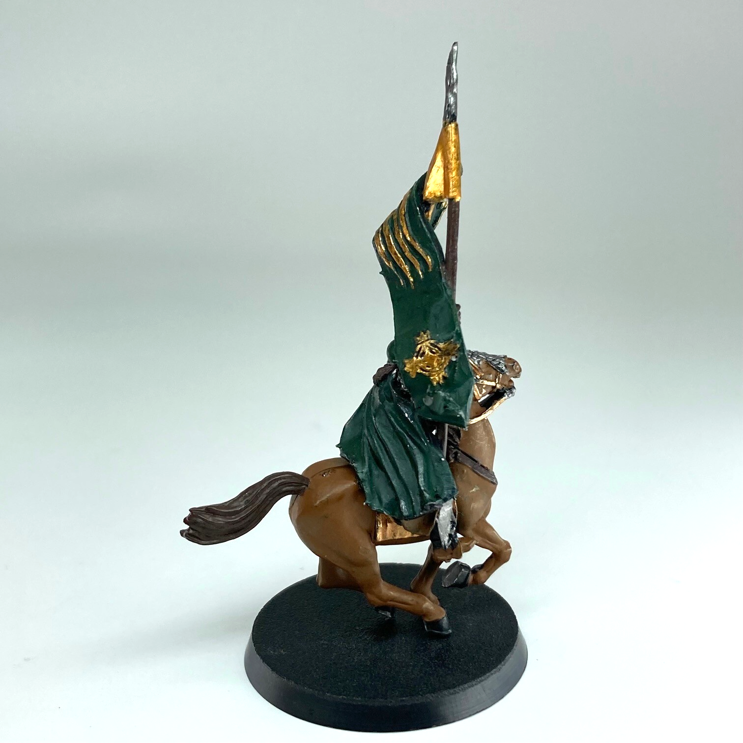 677d6e13-aa4e-4c10-bf57-a755970c1221