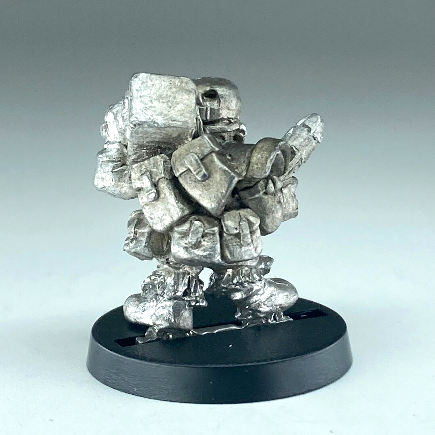 6d455d8b-bfb6-41f9-afc4-1f39fe436d7b