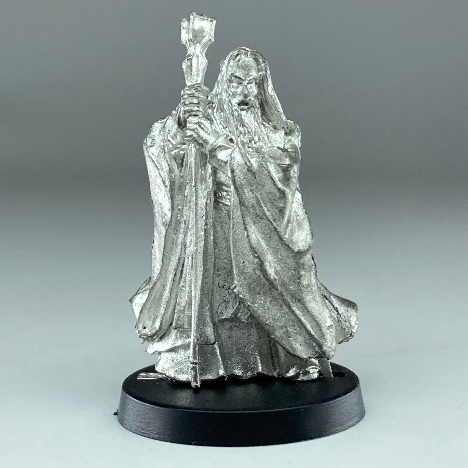 Saruman The White Wizard