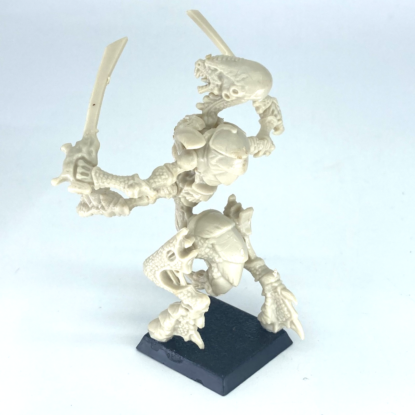 6e992c51-2baa-4f31-b22f-959297a30281