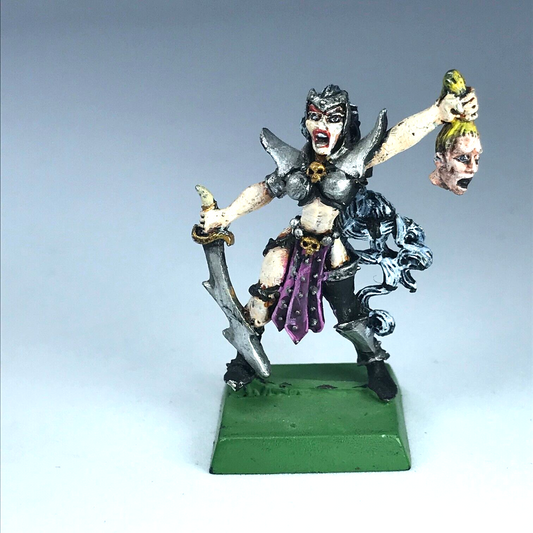 Classic Metal Dark Elves Elf Witch Elf Champion Bearer Warhammer Fantasy X11497