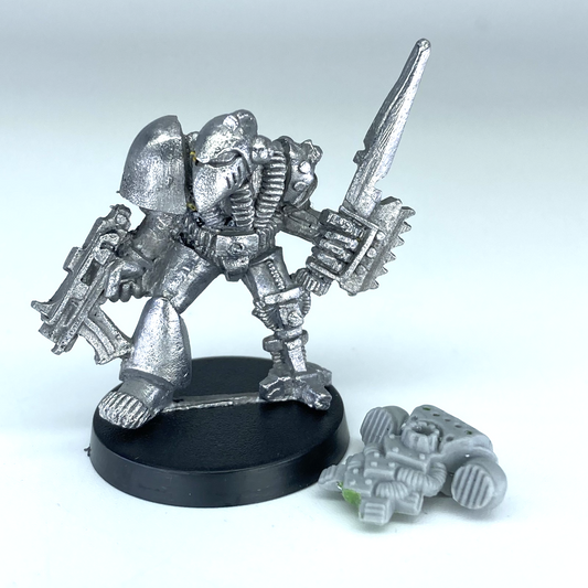 77b5a7ab-0958-4ef6-beba-a7d8e1e256bf