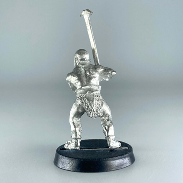 Berserker Uruk Hai - Isengard - Warhammer / Lord of the Rings Metal X17509