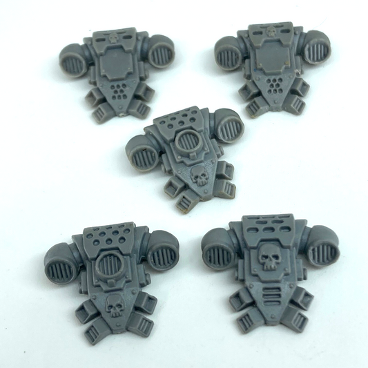 8272d552-42d1-4b07-809b-a19d68c23db5