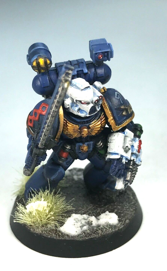Custom Apothecary Classic Space Marine - Painted - Warhammer 40K X8503