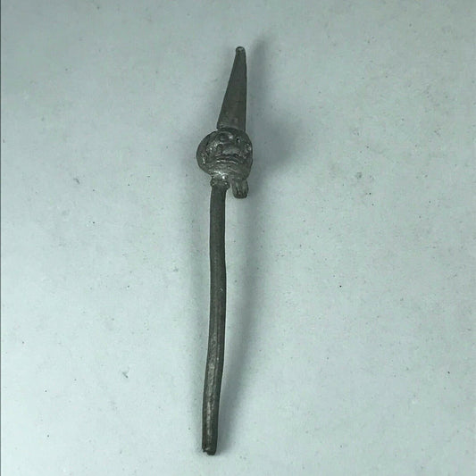 Metal Classic Space Marine Character Standard Bearer - Warhammer 40K X464