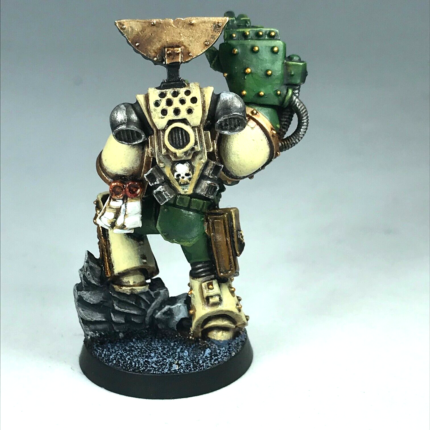 Classic Space Marine Champion Captain - Painted - Warhammer 40K X9357