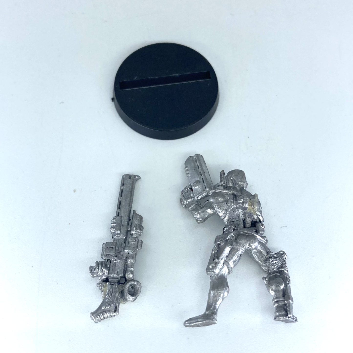 8b81938f-1ed1-4fac-917a-454d33f8bdc1