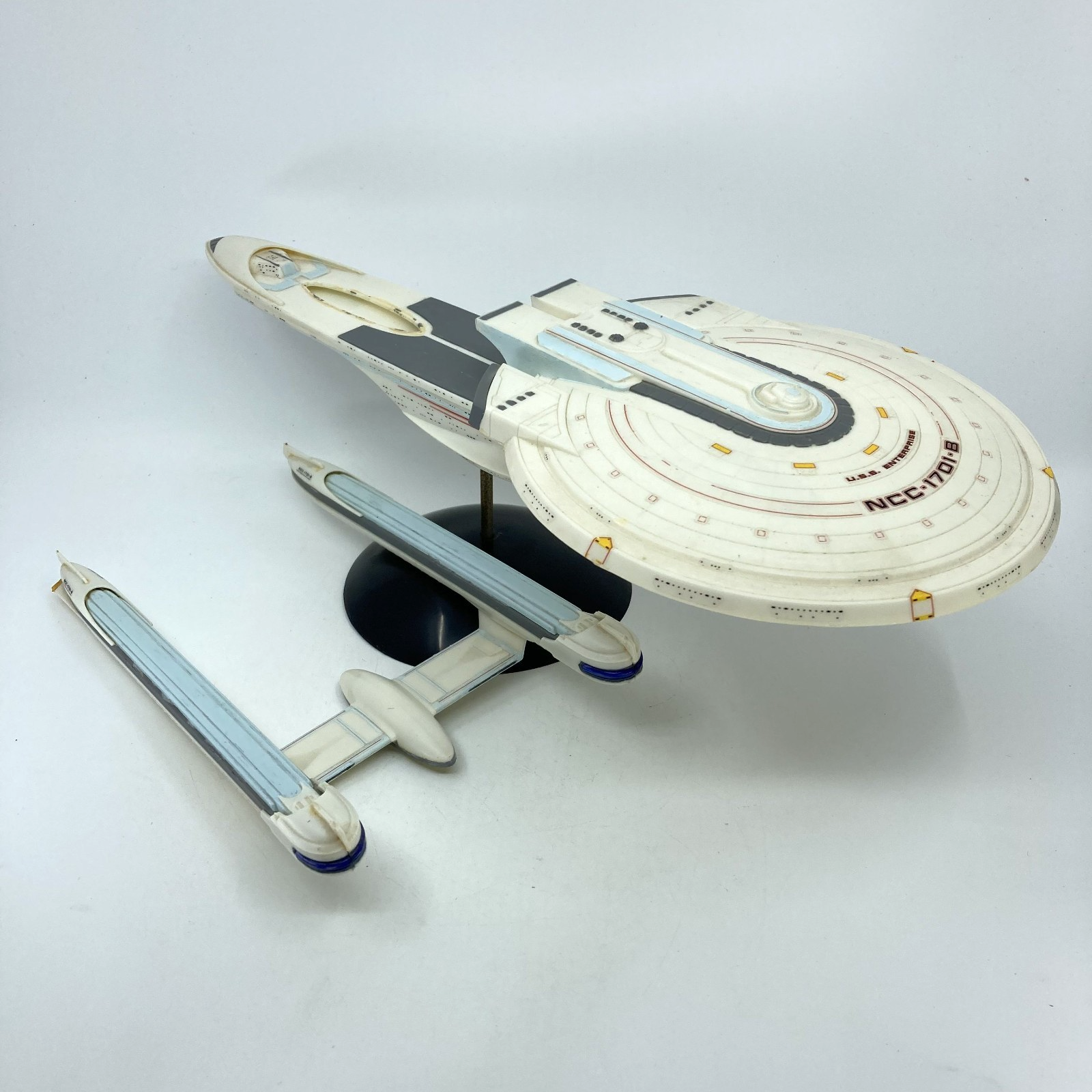 8bbeef5b-ff9c-4872-a944-d51f54ce8b93