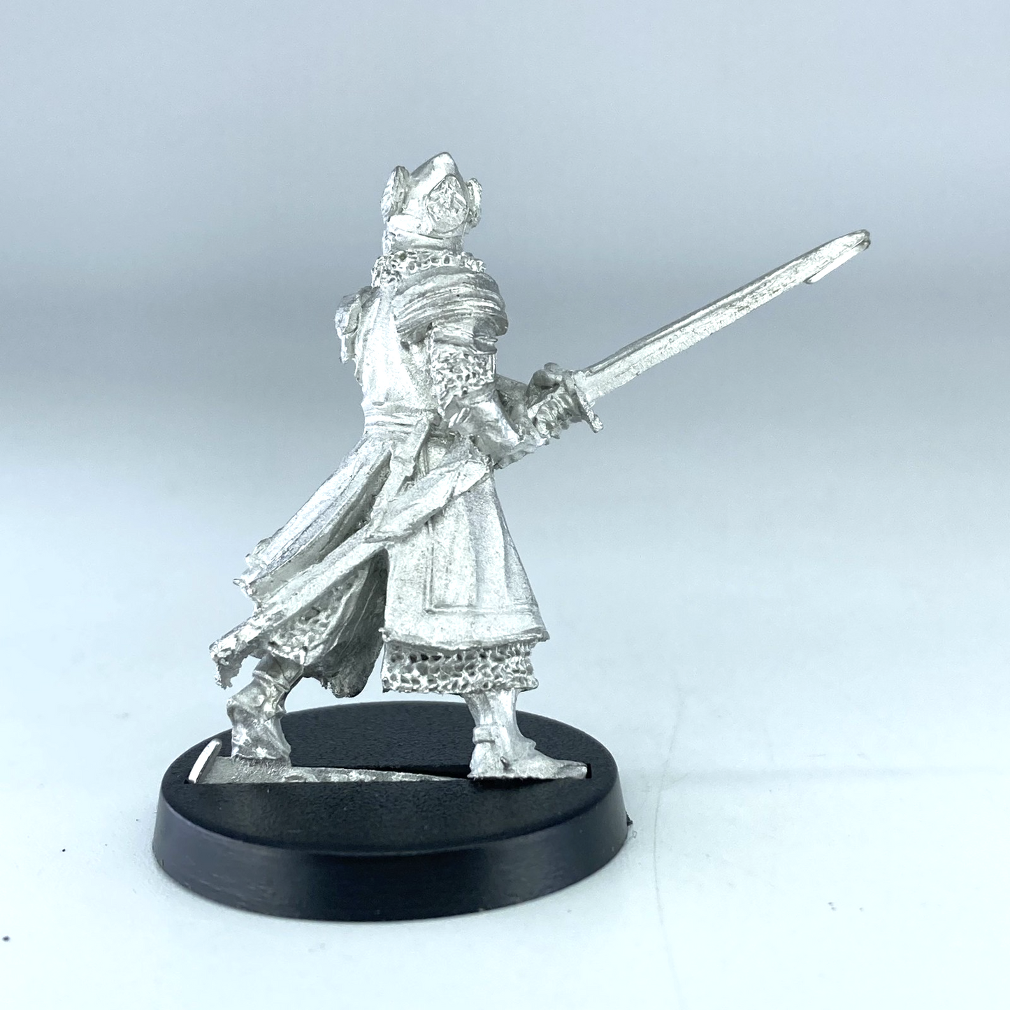 8f78ed4b-f22a-40d9-8c35-106e25a13e66