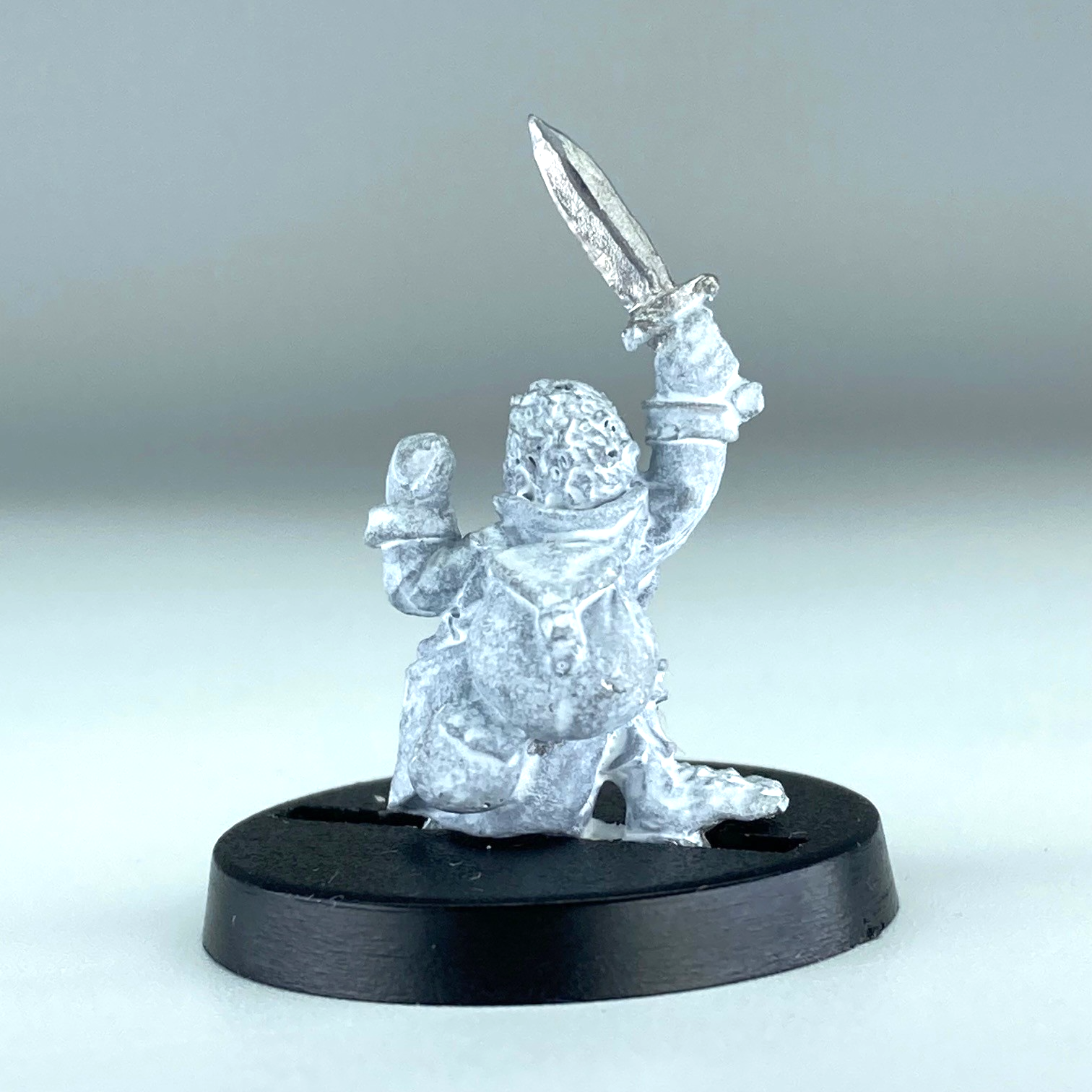 92d0294b-a05e-4df4-805d-665f94b5b5f5