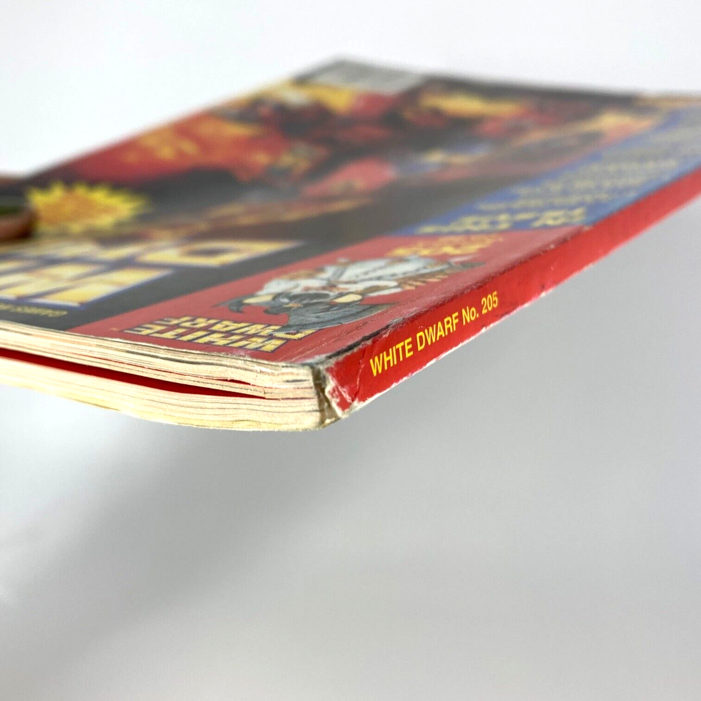 White Dwarf 205 Magazine Games Workshop Warhammer Fantasy 40,000 40K M1084