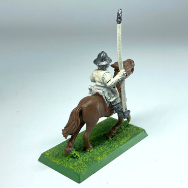 9ef8274d-f7d4-4ac6-8926-e34090f8399a