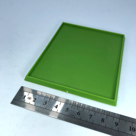 Classic Model Movement Tray - Scale Shown - Warhammer Fantasy MT118