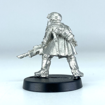 a303f1d9-9df1-44c3-b56b-7d73e50b4804