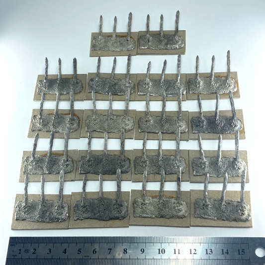 Spike / Stake Wall Barricades - Scenery & Terrain - Metal Unbranded C3258