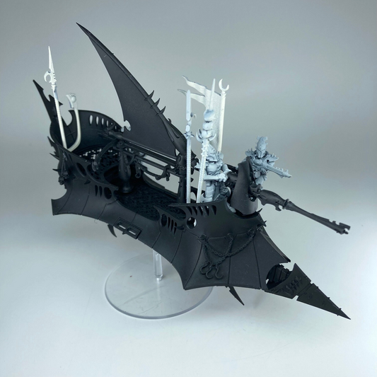 Drukhari Raider Ship Dark Eldar - Warhammer 40k Games Workshop